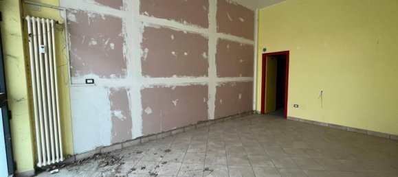 2 rooms Commercial property in Rimini, Italy No. 302206 3
