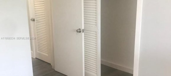 2 dormitorios propiedad comercial en venta en Miami, Miami-Dade, Florida, USA № 615527 10