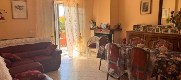3 Schlafzimmer Wohnung in Pomezia, Italy, Nr. 371871 12