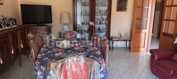 3 Schlafzimmer Wohnung in Pomezia, Italy, Nr. 371871 9