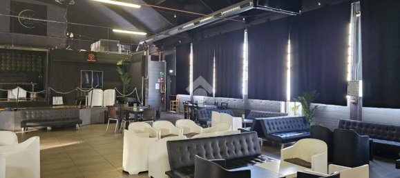 3 rooms Warehouse in Senago, Italy No. 380572 7