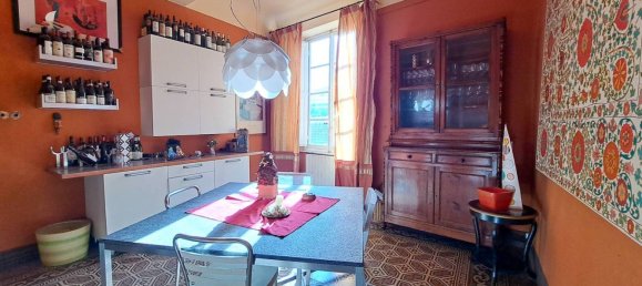 3 bedrooms Apartment in Lucca, Italy No. 164639 3