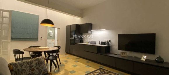 1 bedroom Apartment in Valletta, Malta No. 10609 2