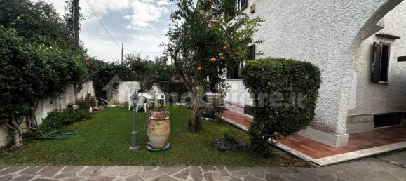 Villa T2 em Ardea, Italy N.º 330708 3