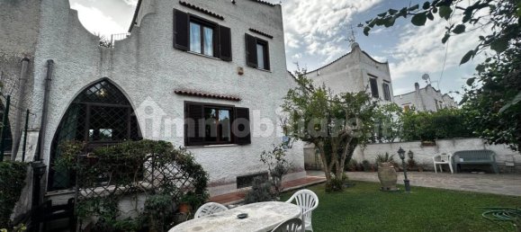 Villa T2 em Ardea, Italy N.º 330708 2