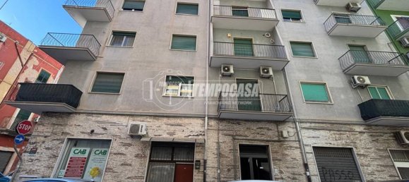 1 bedroom Apartment in Bari, Italy No. 371096 12