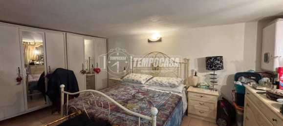 1 bedroom Apartment in Bari, Italy No. 371096 9