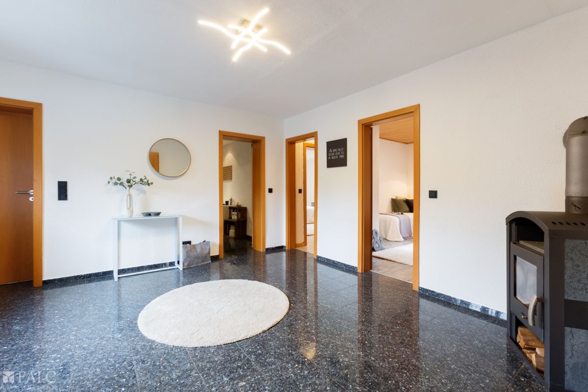 Квартира с 2 спальнями в Дуйсбург, Германия № 65938