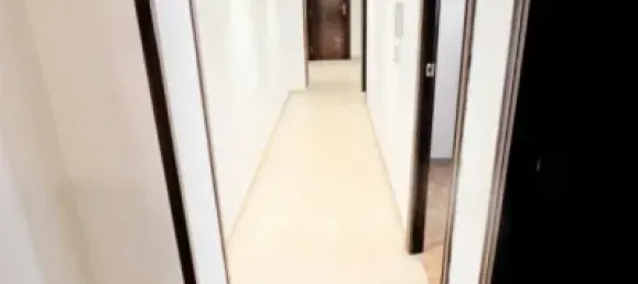 Apartamento de 4 dormitorios en València, Spain No. 134944 24