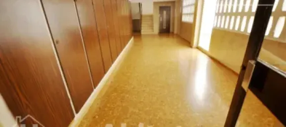 Apartamento de 4 dormitorios en València, Spain No. 134944 26