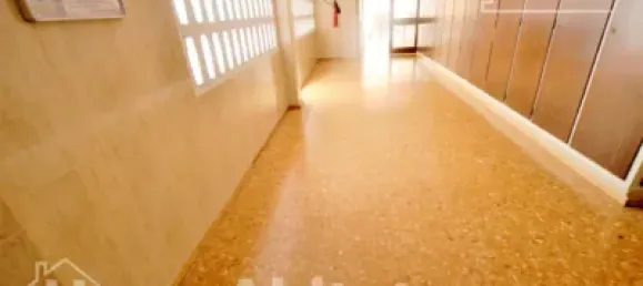 Apartamento de 4 dormitorios en València, Spain No. 134944 25