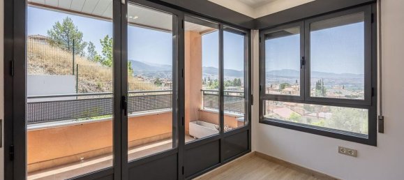 Apartamento de 4 dormitorios en Huétor Vega, Spain No. 144658 9