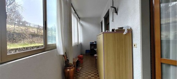 4-Zimmer Wohnung in Gropparello, Italy, Nr. 79863 8