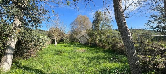 Terreno em Monterotondo, Italy 1600 m² N.º 166675 2