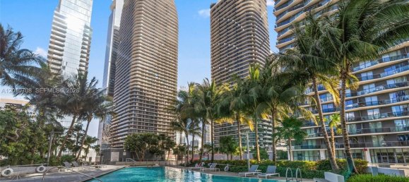 2 chambres propriété commerciale à louer à Miami, Miami-Dade, Florida, USA № 614893 28