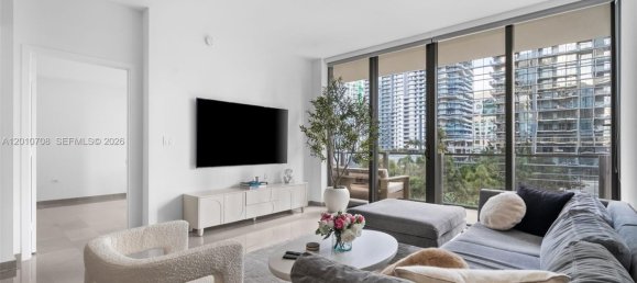 2 chambres propriété commerciale à louer à Miami, Miami-Dade, Florida, USA № 614893 17