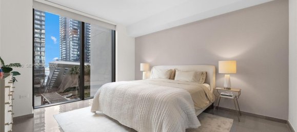 2 chambres propriété commerciale à louer à Miami, Miami-Dade, Florida, USA № 614893 11