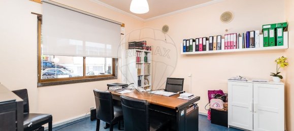 Entrepôt à Sintra, Portugal 180m² No. 50491 18