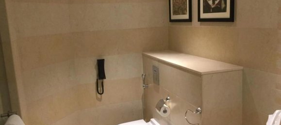 Studio in Dubai Healthcare City, UAE No. 97578 10