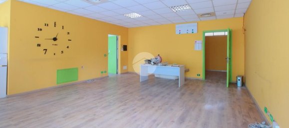 135m² Office in Vaprio d'Adda, Italy No. 275910 7
