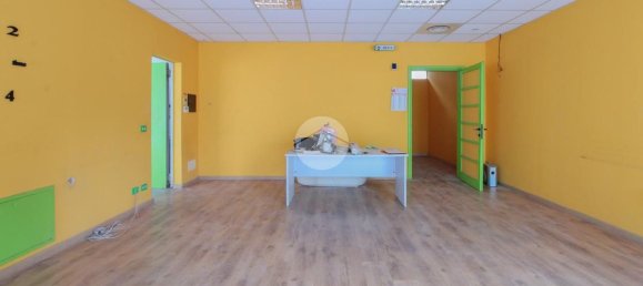 135m² Office in Vaprio d'Adda, Italy No. 275910 10