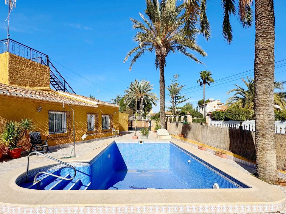 4 Schlafzimmer Villa in Alicante, Spain, Nr. 146225