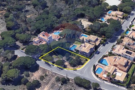 369m² Land in Almancil, Portugal No. 57820
