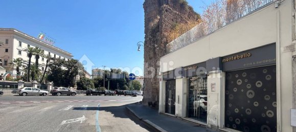 1 room Commercial property in Rome, Italy No. 89480 3