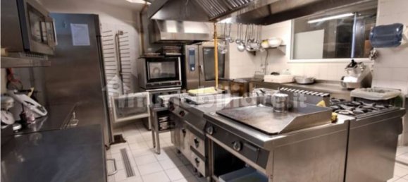 1 room Commercial property in Rome, Italy No. 89480 19