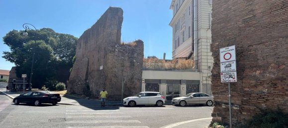 1 room Commercial property in Rome, Italy No. 89480 6