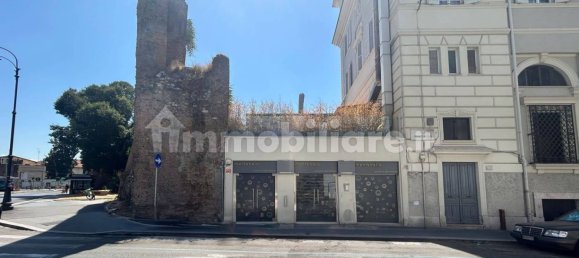 1 room Commercial property in Rome, Italy No. 89480 2