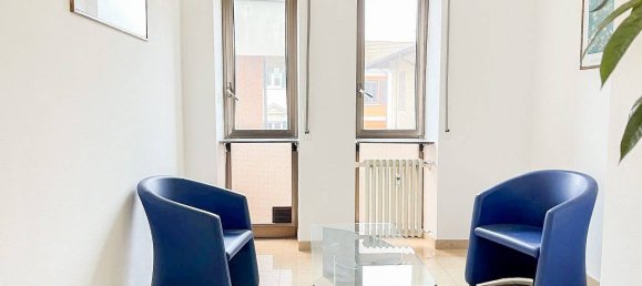 Офис с 4 комнатами в Варесе, Италия № 138165 16