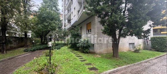 2 bedrooms Apartment in Milan, Italy No. 362153 16