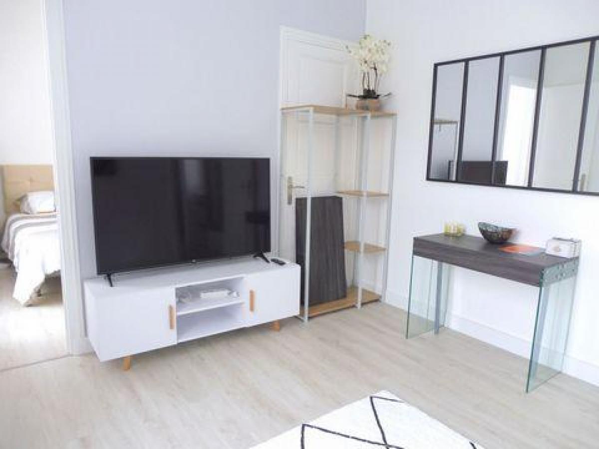 Studio in the Condo in Menton, France No. 10983