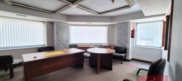 Propiedad comercial en Santander, Spain 337 m² No. 88992 9