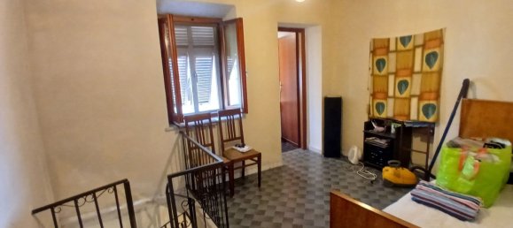 5 Schlafzimmer Haus in Carrara, Italy, Nr. 380325 14
