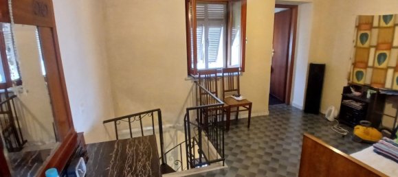 5 Schlafzimmer Haus in Carrara, Italy, Nr. 380325 13