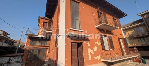 5 bedrooms Villa in Cuneo, Italy No. 143693 4
