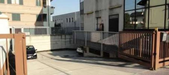 Imóvel comercial em Paderno Dugnano, Italy 360 m² N.º 333253 2