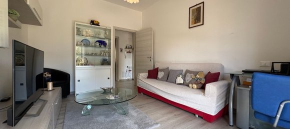 5 rooms Apartment in Arezzo, Italy No. 269448 4