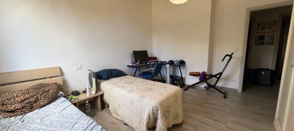 5 rooms Apartment in Arezzo, Italy No. 269448 14