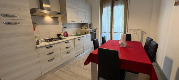 5 rooms Apartment in Arezzo, Italy No. 269448 5