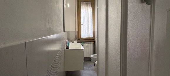 5 rooms Apartment in Arezzo, Italy No. 269448 20