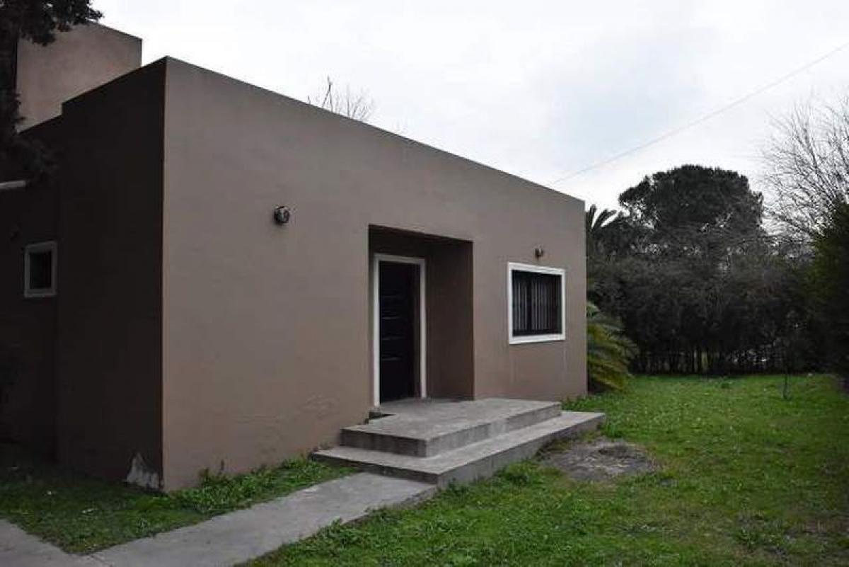 120m² Farm in Pilar, Argentina No. 39846