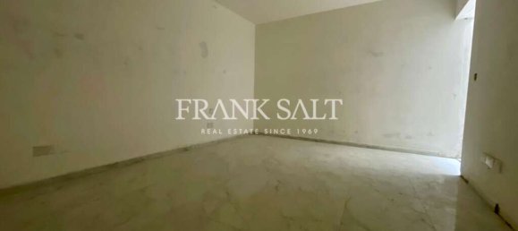 Duplex independente T3 em Attard, Malta N.º 1337 2