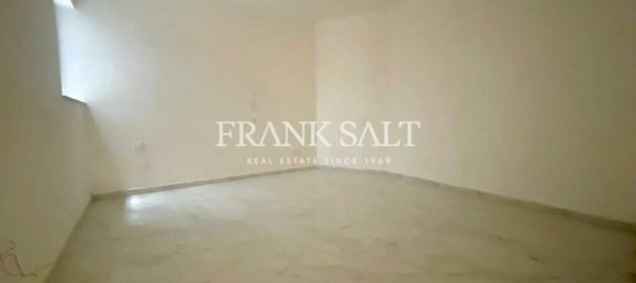 Duplex independente T3 em Attard, Malta N.º 1337 4