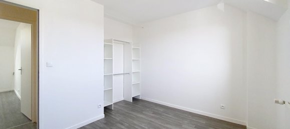 3 Schlafzimmer Haus in La Ville-aux-Dames, France, Nr. 78569 6