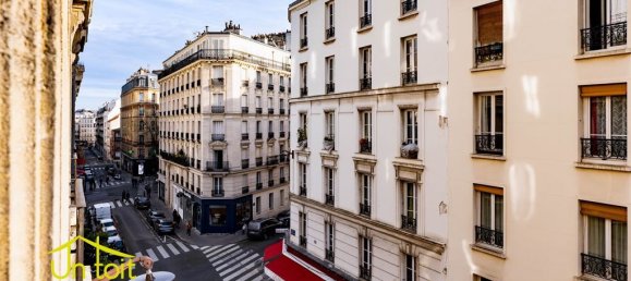 2 bedrooms Apartment in Paris, France No. 151634 10