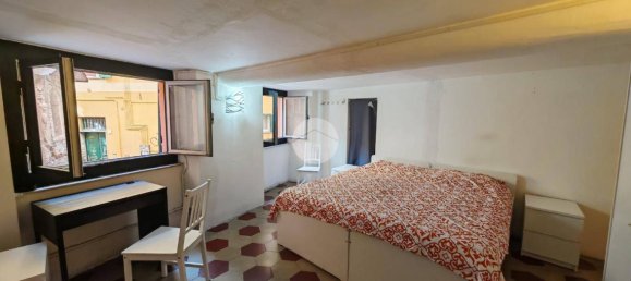 1 bedroom Apartment in Genoa, Italy No. 350006 8