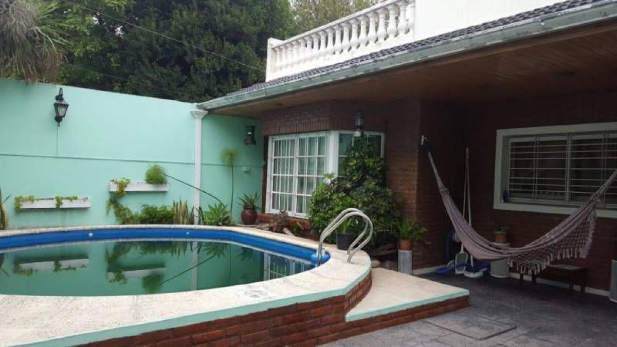 3 Schlafzimmer Haus in Quilmes, Argentina, Nr. 59090